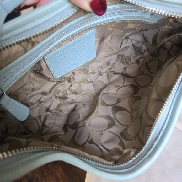 Vintage Coach Soho Shoulder Bag - Picture 11 of 13